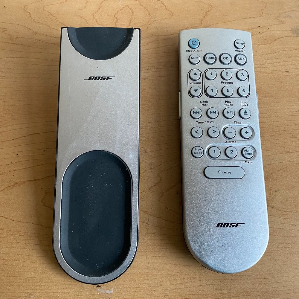 Bose Wave Music System III Premium Backlit Remote with stand